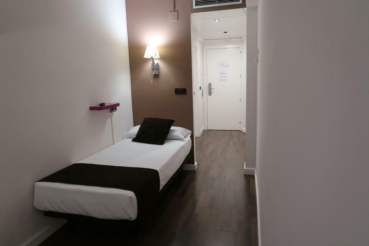 Hotel Teruel Plaza Экстерьер фото