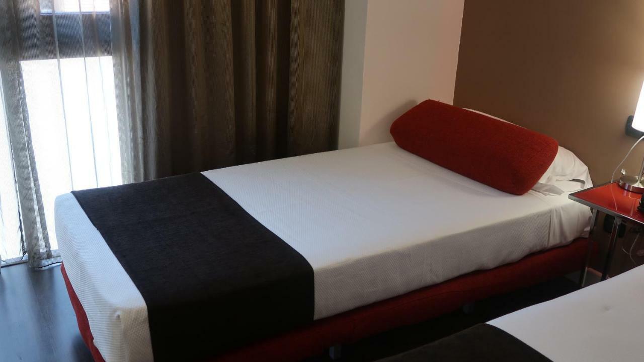 Hotel Teruel Plaza Экстерьер фото