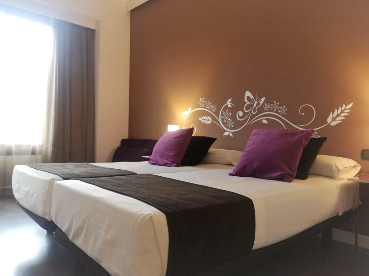 Hotel Teruel Plaza Экстерьер фото