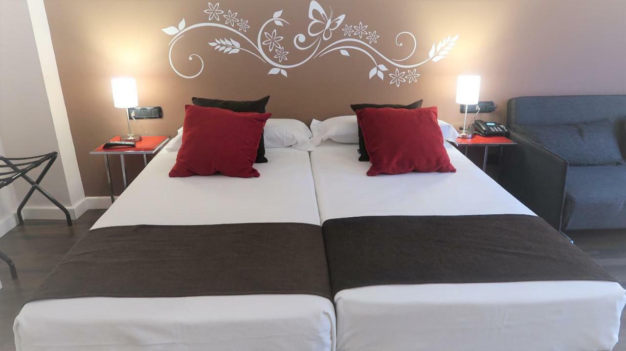 Hotel Teruel Plaza Экстерьер фото
